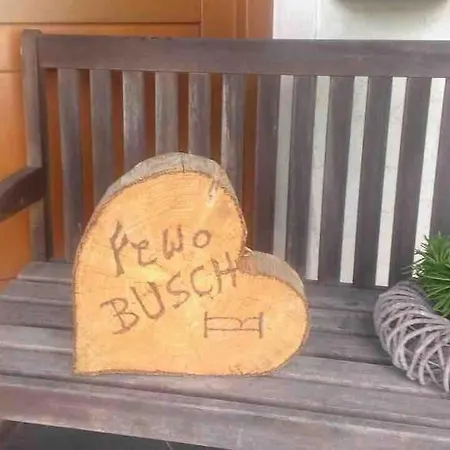 Idyllische Mit E-bike-verleih